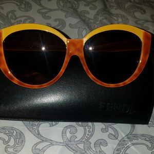 **AUTHENTIC YELLOW AND BROWN ☆FENDI☆ SUNGLASSES**